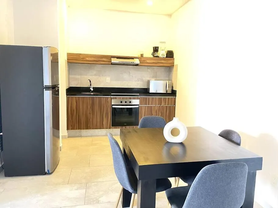 Ceiba Spacious Apartment Near The Sea And 5Th Avenue Playa del Carmen Mexico