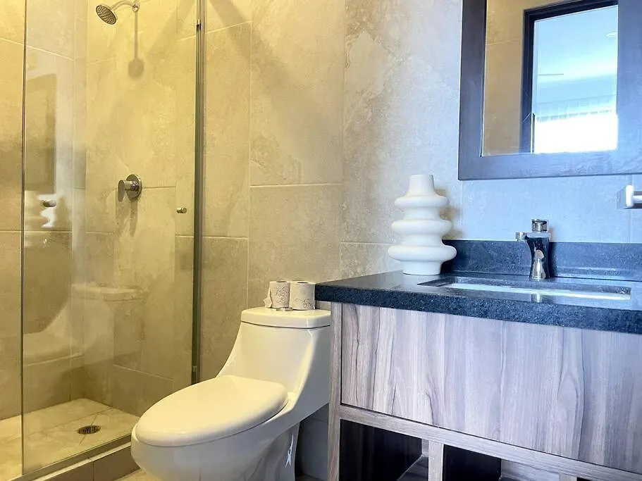 Ceiba Spacious Apartment Near The Sea And 5Th Avenue Playa del Carmen