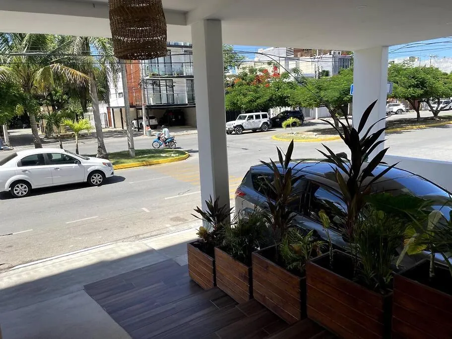 Ceiba Spacious Apartment Near The Sea And 5Th Avenue Playa del Carmen Mexico